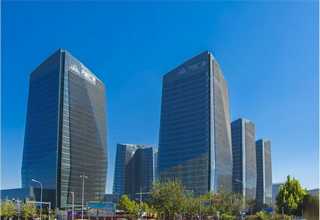 时尚真皮休闲包价格